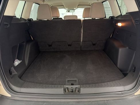 Used 2017 Ford Escape SE image 25