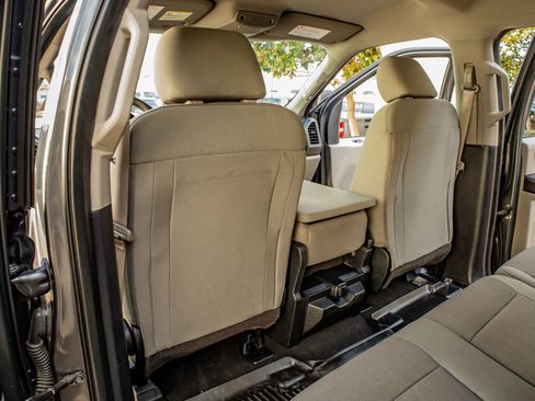 Used 2019 Ford F250 XL w/ STX Appearance Package image 31