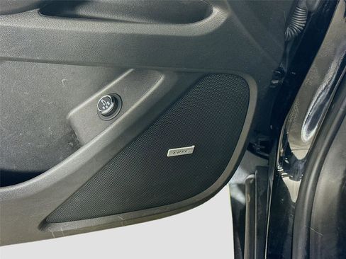 Certified 2023 Chevrolet Traverse RS image 14