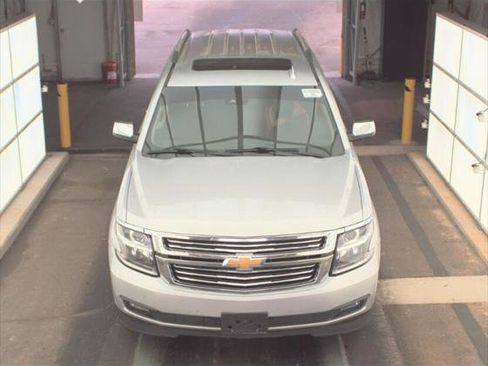 Used 2017 Chevrolet Tahoe Premier image 3
