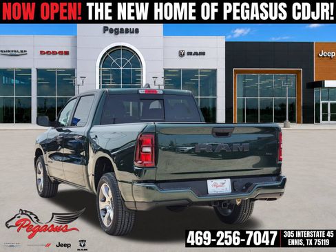 New 2026 RAM 1500 Express RWD image 4
