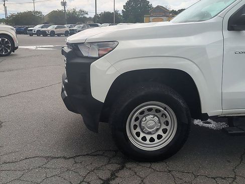Used 2026 Chevrolet Colorado W/T w/ Advanced Trailering Package AWD/4WD image 10