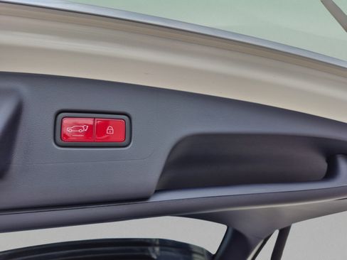 New 2027 Hyundai Palisade Calligraphy FWD image 10