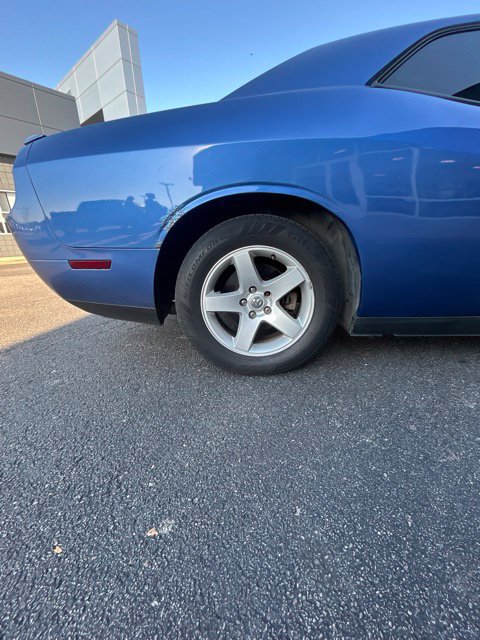 Used 2010 Dodge Challenger SE RWD image 12