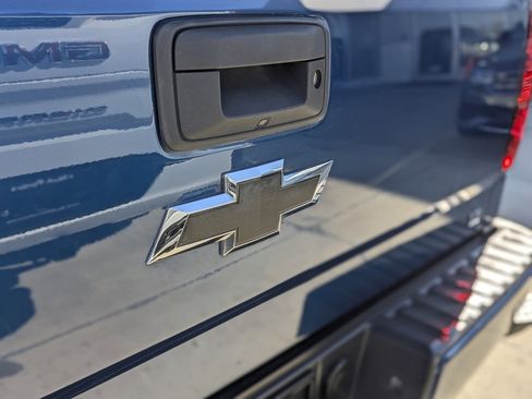 Used 2018 Chevrolet Silverado 1500 LT w/ All Star Edition image 11