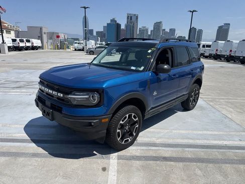 Used 2023 Ford Bronco Sport Outer Banks w/ Tech Package AWD/4WD image 1