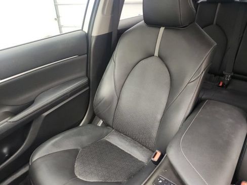 Used 2021 Toyota Camry XSE FWD image 16