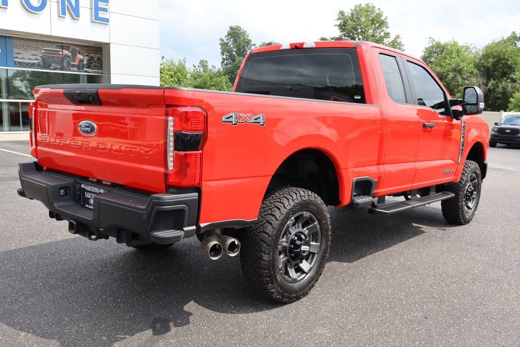 Used 2023 Ford F350 XL w/ 360-Degree Camera Package AWD/4WD image 3