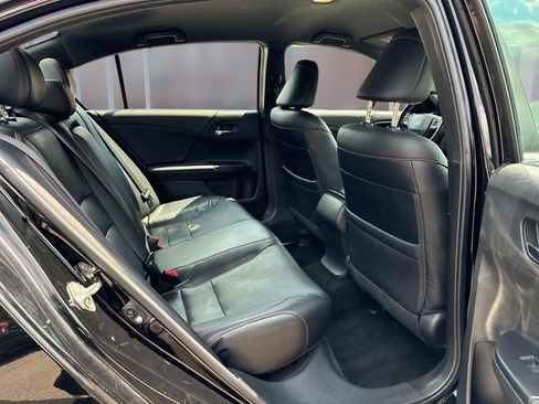 Used 2017 Honda Accord Sport Special Edition image 19