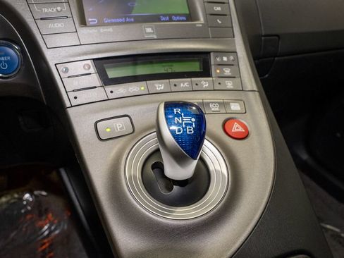 Used 2013 Toyota Prius Four image 15