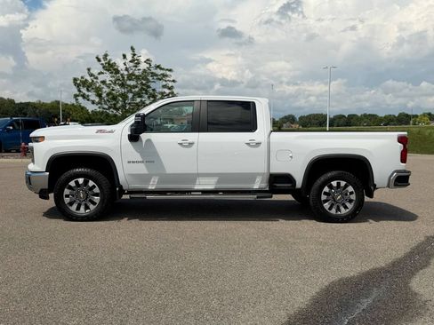 Used 2025 Chevrolet Silverado 3500 LT w/ All Star Edition AWD/4WD image 10