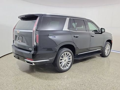 Used 2024 Cadillac Escalade Premium Luxury RWD image 5