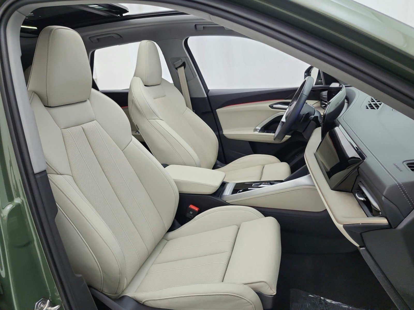 Used 2025 Audi Q5 Premium AWD/4WD image 19