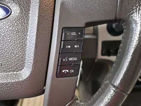 Used 2010 Ford F150 XLT AWD/4WD image 21