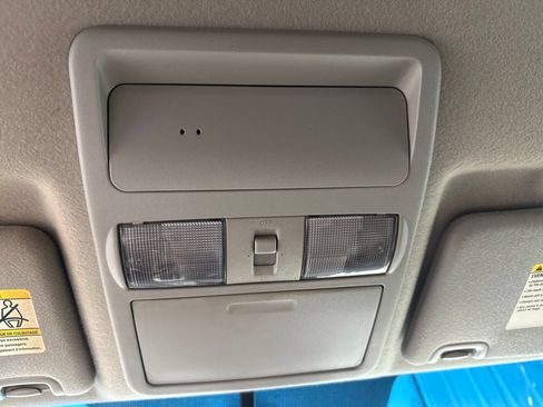 Used 2016 Nissan Frontier SV RWD image 24