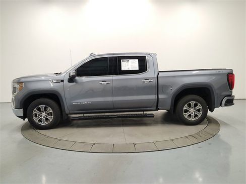 Used 2020 GMC Sierra 1500 SLT image 4