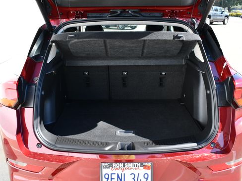 Used 2023 Buick Encore GX Select w/ Sport Touring Package image 9