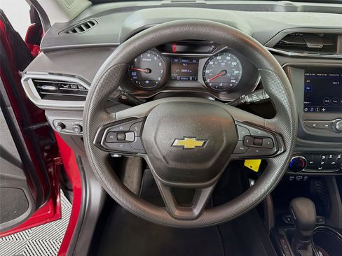 Used 2021 Chevrolet TrailBlazer LS AWD/4WD image 12
