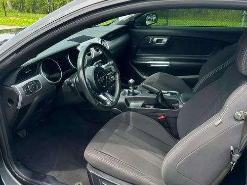 Used 2019 Ford Mustang GT w/ Black Accent Package RWD image 8