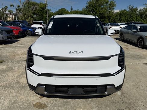 New 2026 Kia EV9 Light image 9