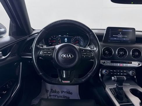 Used 2020 Kia Stinger GT1 image 25