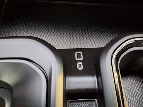 Used 2023 GMC Sierra 1500 AT4 w/ AT4 Premium Package image 14