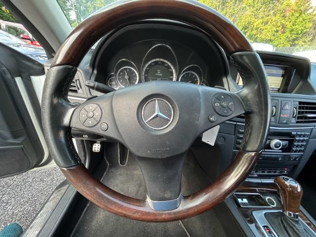 Used 2011 Mercedes-Benz E 550 Coupe image 10