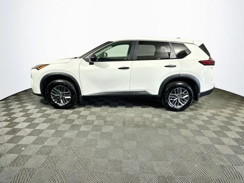 Used 2025 Nissan Rogue S FWD image 5