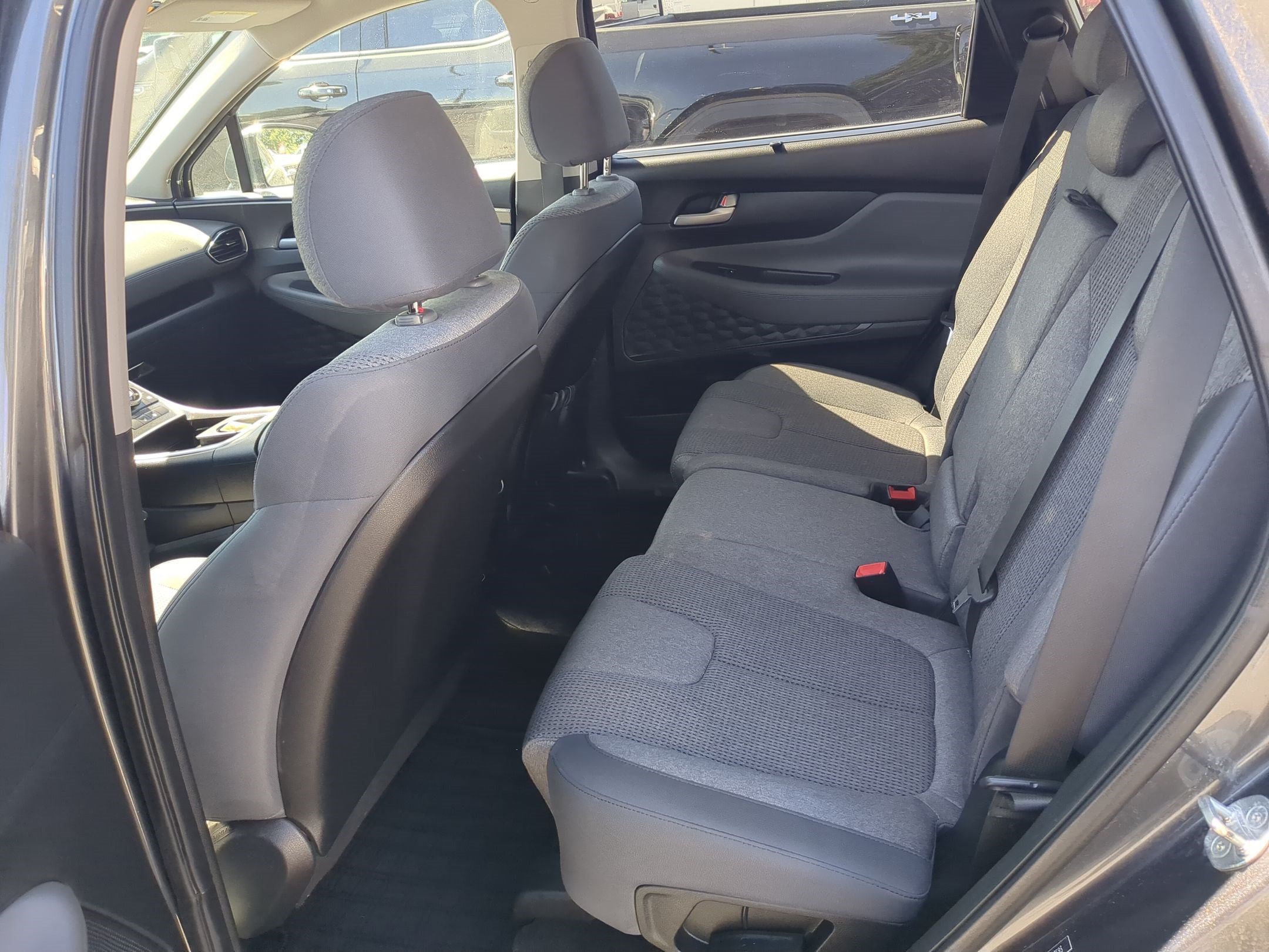 Used 2021 Hyundai Santa Fe SEL w/ Convenience Package AWD/4WD image 28