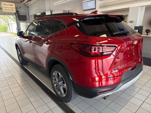 Used 2023 Chevrolet Blazer LT w/ Convenience Package FWD image 5