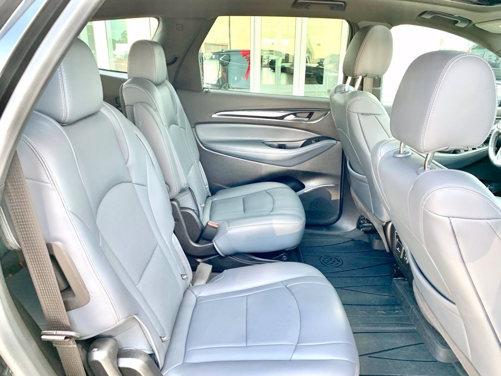 Used 2022 Buick Enclave Premium w/ Experience Buick Package FWD image 27
