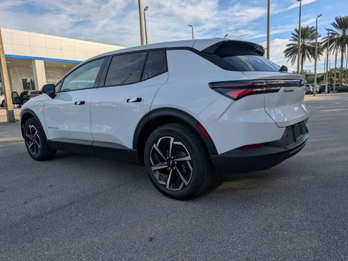 New 2026 Chevrolet Equinox EV LT image 5