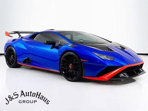 Used 2023 Lamborghini Huracan STO image 1