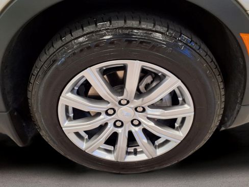 Certified 2023 Cadillac XT4 Premium Luxury w/ Technology Package FWD image 8