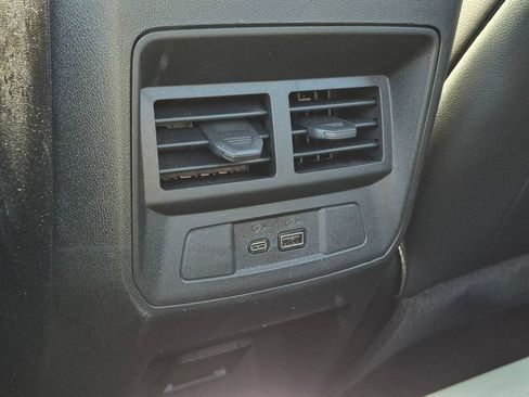 Used 2026 Chevrolet Colorado ZR2 w/ Technology Package AWD/4WD image 19