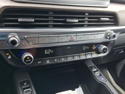 Used 2022 Kia Telluride EX w/ EX Premium Package AWD/4WD image 17
