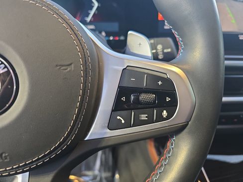 Used 2023 BMW X7 M60i w/ Executive Package AWD/4WD image 18