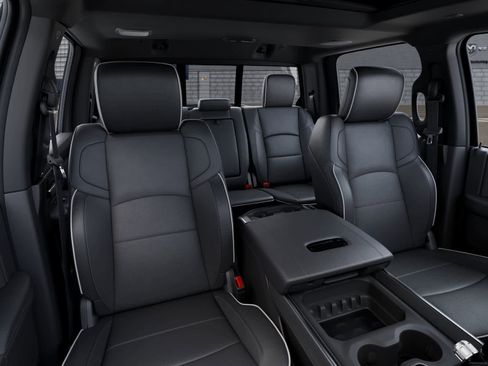 New 2025 RAM 2500 Rebel w/ Rebel Level 2 Equipment Group AWD/4WD image 16