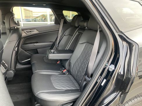 Used 2023 Kia Sportage X-Line w/ X-Line Premium Package image 16