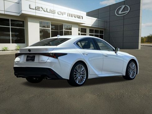 Used 2023 Lexus IS 300 w/ Premium Package RWD image 8
