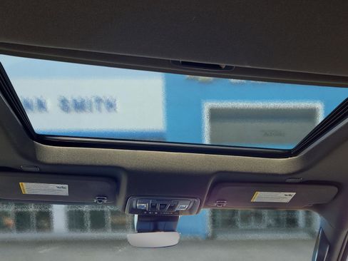 Used 2023 Chevrolet Silverado 1500 High Country w/ High Country Premium Package image 21