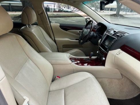 Used 2012 Lexus LS 460 image 27