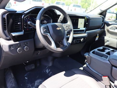 New 2026 Chevrolet Silverado 1500 LT AWD/4WD image 6
