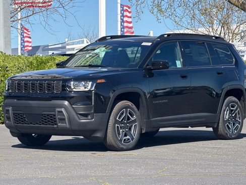 New 2026 Jeep Cherokee Laredo image 8