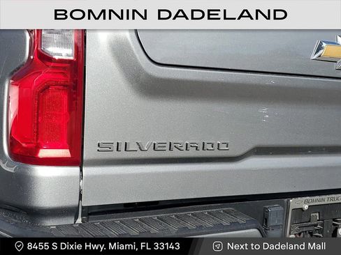 Used 2024 Chevrolet Silverado 2500 High Country w/ High Country Premium Package image 10