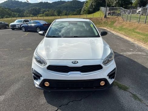 Used 2020 Kia Forte LXS FWD image 3
