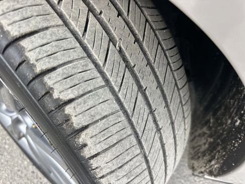 Used 2025 MAZDA MAZDA3 s image 32