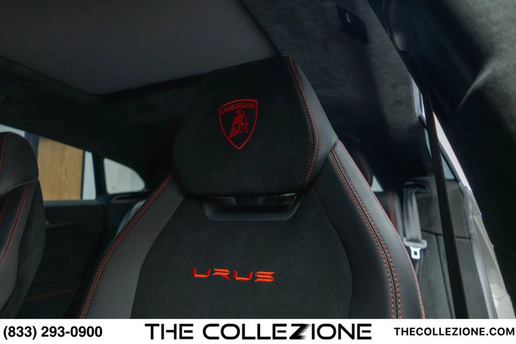 Used 2023 Lamborghini Urus Performante AWD/4WD image 49