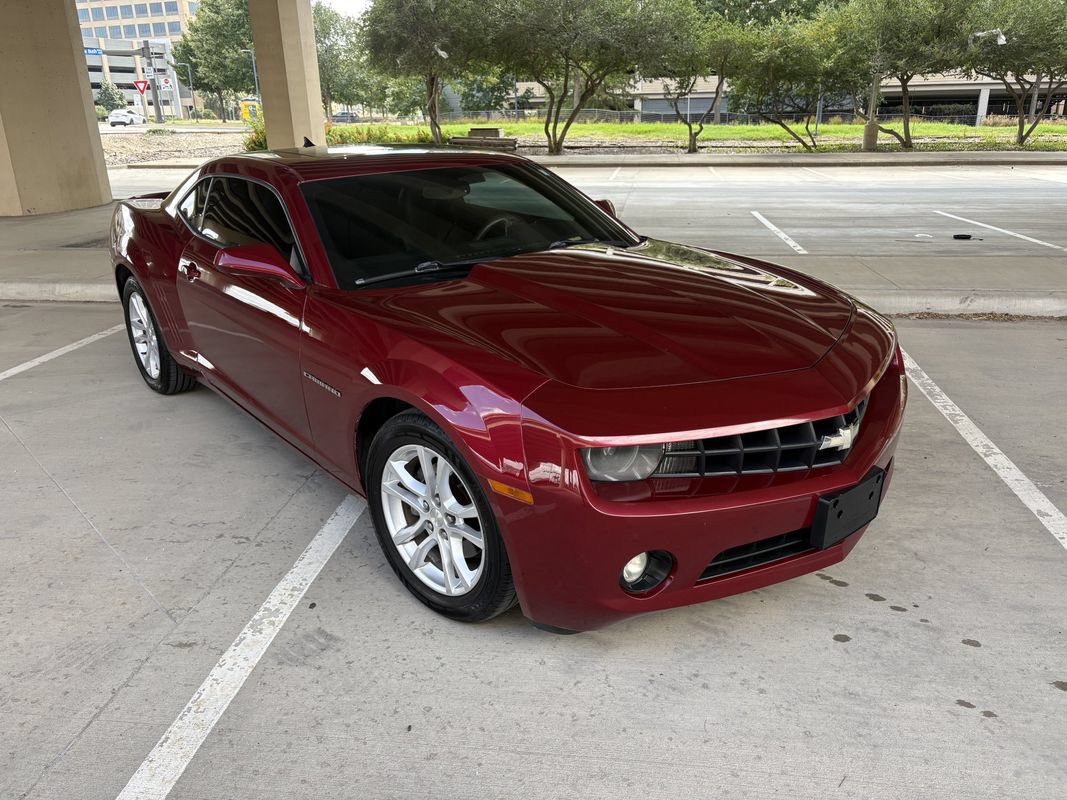Used 2011 Chevrolet Camaro LT w/ RS Package RWD image 2