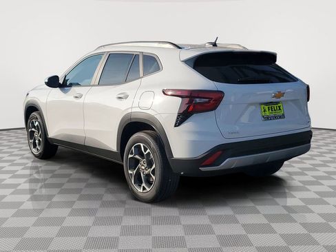 New 2026 Chevrolet Trax LT image 4
